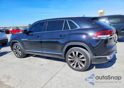 2021 Volkswagen Atlas Cross Sport Sel Premium R-Line z USA, uszkodzony, nr VIN 1V2FE2CAXMC205078